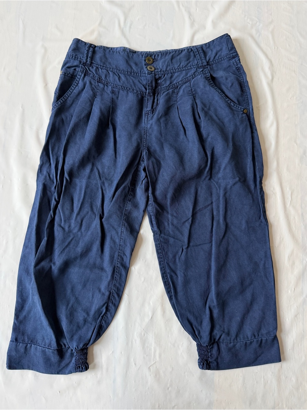 Meters/bonwe Navy Capri Balloon Cropped Pants Tencel Pleated Cuffed size XS